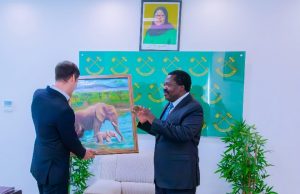 CCM YASISITIZA UHUSIANO WA KIMATAIFA KUIMARISHA UCHUMI NA MAENDELEO YA WATU