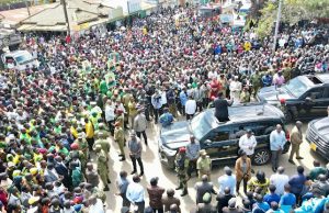 WAFANYABIASHARA TUENDELEE KUWA NA IMANI NA RAIS SAMIA – MAJALIWA