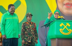 DKT. SAMIA KUWAKOPESHA VIJANA BOTI MAALUM ZA UVUVI RUVUMA