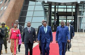 MAKAMU WA RAIS AKIREJEA NCHINI BAADA YA MKUTANO WA MAZIWA MAKUU.