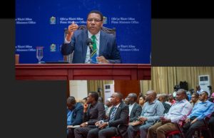 DKT. MWIGULU AZUNGUMZA NA WAHARIRI WA VYOMBO VYA HABARI