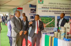 NAIBU WAZIRI KIHENZILE AIPONGEZA TARURA KUBORESHA BARABARA ZA WILAYA.