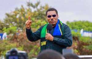 WAZIRI MKUU AFANYA ZIARA MKOANI SONGWE KUKAGUA UHARIBIFU WA MIUNDOMBINU ZILIZOHARIBIWA 0CTOBA 29,2025.