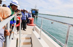 DKT. MWIGULU AKAGUA MAENDELEO YA MRADI WA BANDARI YA UVUVI, KILWA.