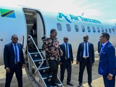 MAKAMU WA RAIS AWASILI UWANJA WA NDEGE KIMATAIFA ENTEBBE NCHINI UGANDA