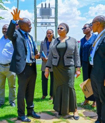 DKT. MWAMBA ATEMBELEA JENGO JIPYA LA OFISI ZA WIZARA YA FEDHA