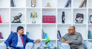 WAZIRI KOMBO AKUTANA NA BALOZI WA INDIA NCHINI