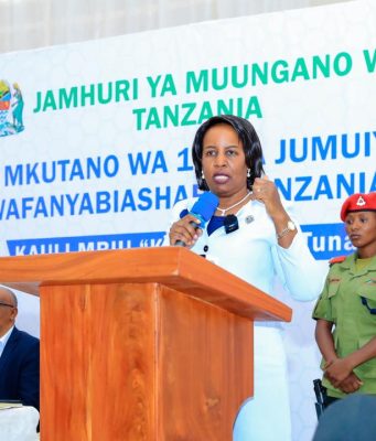 RC ROSEMARY AWATANGAZIA FURSA WAFANYABIASHARA KUWEKEZA DODOMA