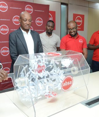 ABSA BANK TANZANIA YAFUNGA KAMPENI YA ‘UJANJA NI KUSWIPE NA KADI YA ABSA’ KWA DROO YA MWISHO NA KUTANGAZWA KWA MSHINDI WA ZAWADI KUU