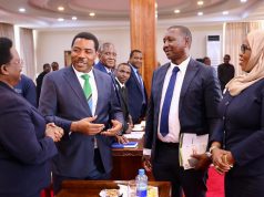 DKT. MWIGULU AKUTANA NA PROF. MKENDA NA TIMU YA WATAALAM YA WIZARA YA ELIMU