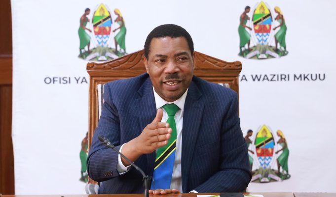 WAZIRI MKUU AONGOZA KIKAO KAZI KUHUSU MASUALA YA WAFANYAKAZI