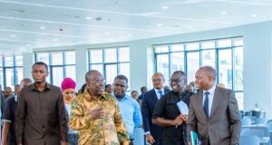 MHE. BALOZI OMAR AKAGUA JENGO JIPYA LA KISASA LA OFISI YA WIZARA YA FEDHA