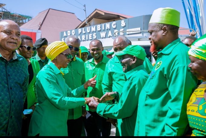 SHINA LA MAKUNDUCHI MMEDHIHIRISHA KWA VITENDO KUWA MAENDELEO HAYANA CHAMA-.DKT.MIGIRO