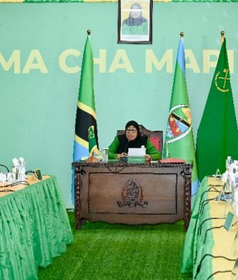 MWENYEKITI WA CCM Dkt. SAMIA SULUHU HASSAN AKIONGOZA KIKAO CHA KAMATI KUU YA CCM, ZANZIBAR